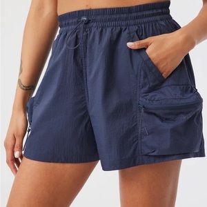 Outdoor Voices Windbreaker 3” shorts